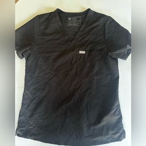 Black size small figs